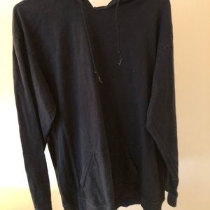 Black basic hoodie